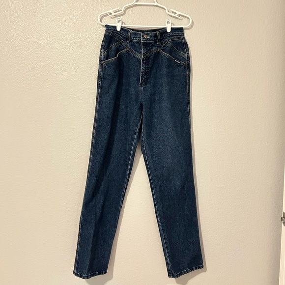 SOLD - Picture 4 of 7